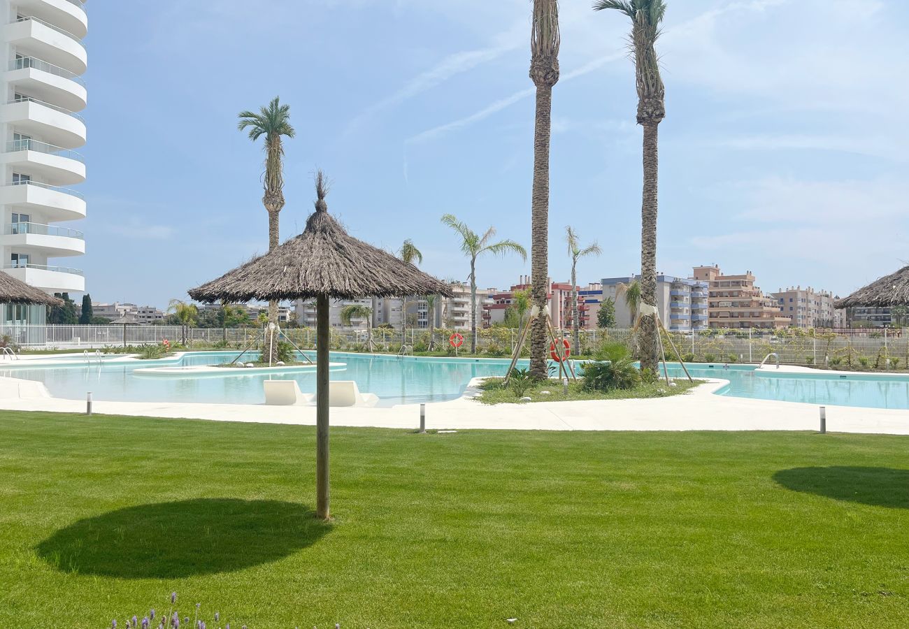 Apartamento en Canet d´en berenguer - Global Properties: Moderno apartamento de dos terrazas con vistas al mar y a la montaña. Apartamento en Canet d´en berenguer - Global Properties: Moderno apartamento de dos terrazas con vistas al mar y a la montaña.