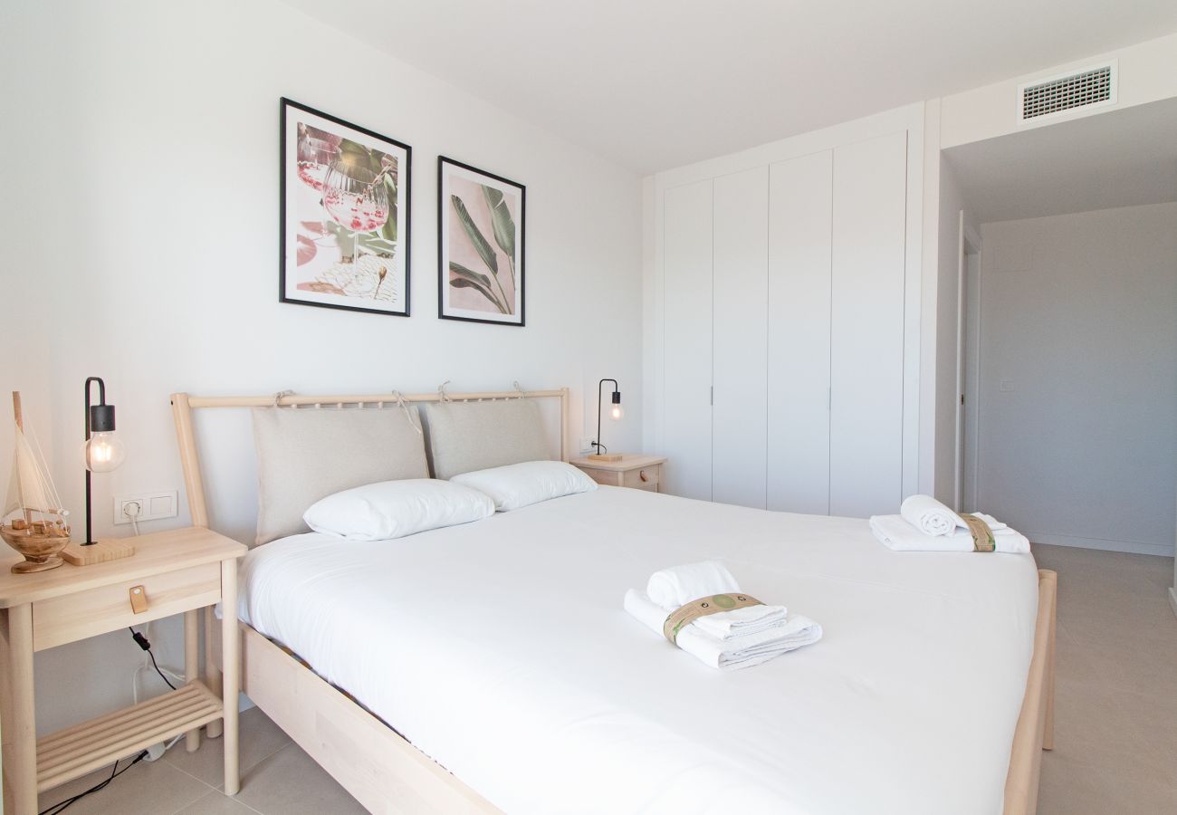 Apartamento en Canet d´en berenguer - Global Properties: Moderno apartamento de dos terrazas con vistas al mar y a la montaña. Apartamento en Canet d´en berenguer - Global Properties: Moderno apartamento de dos terrazas con vistas al mar y a la montaña.