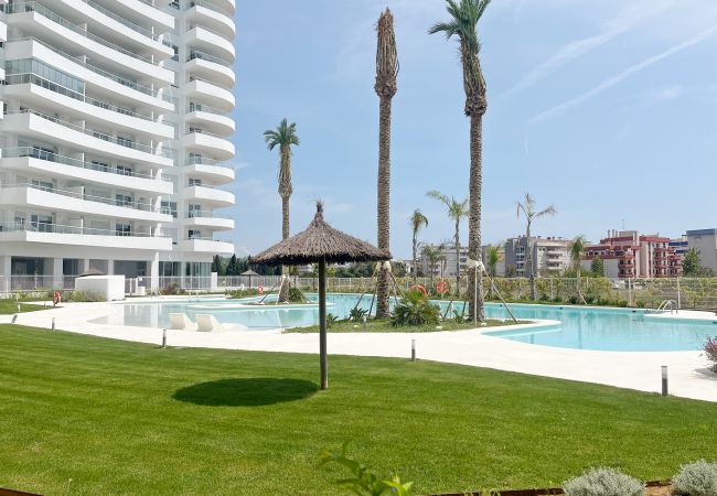 Apartamento en Canet d´en berenguer - Global Properties: Moderno apartamento con dos terrazas con vistas al mar y a la montaña Apartamento en Canet d´en berenguer - Global Properties: Moderno apartamento con dos terrazas con vistas al mar y a la montaña
