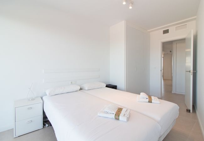 Apartamento en Canet d´en berenguer - Global Properties: Moderno apartamento con dos terrazas con vistas al mar y a la montaña Apartamento en Canet d´en berenguer - Global Properties: Moderno apartamento con dos terrazas con vistas al mar y a la montaña