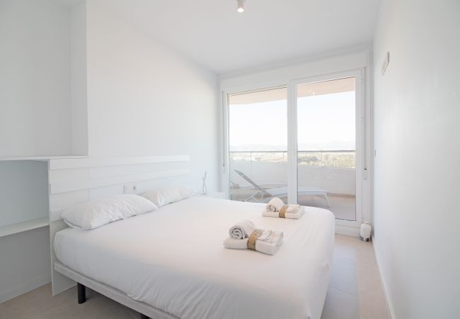 Apartamento en Canet d´en berenguer - Global Properties: Moderno apartamento con dos terrazas con vistas al mar y a la montaña Apartamento en Canet d´en berenguer - Global Properties: Moderno apartamento con dos terrazas con vistas al mar y a la montaña