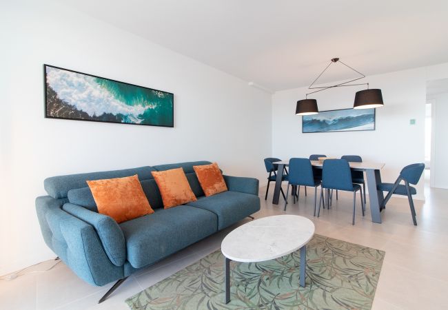 Apartamento en Canet d´en berenguer - Global Properties: Moderno apartamento con dos terrazas con vistas al mar y a la montaña Apartamento en Canet d´en berenguer - Global Properties: Moderno apartamento con dos terrazas con vistas al mar y a la montaña