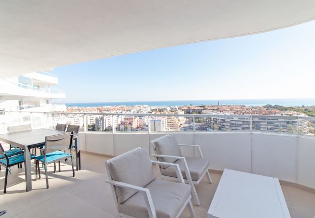 Apartamento en Canet d´en berenguer - Global Properties: Moderno apartamento con dos terrazas con vistas al mar y a la montaña Apartamento en Canet d´en berenguer - Global Properties: Moderno apartamento con dos terrazas con vistas al mar y a la montaña