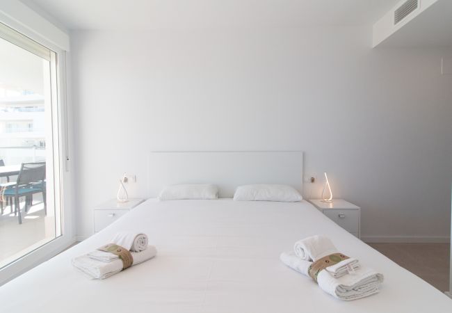 Apartamento en Canet d´en berenguer - Global Properties: Moderno apartamento con dos terrazas con vistas al mar y a la montaña Apartamento en Canet d´en berenguer - Global Properties: Moderno apartamento con dos terrazas con vistas al mar y a la montaña