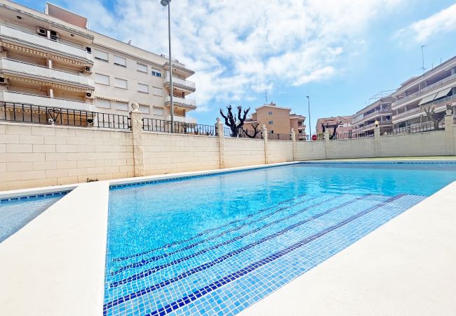 Apartamento en Canet d´en berenguer - Global Properties: Apartamento con piscina y terraza en la playa de Canet Apartamento en Canet d´en berenguer - Global Properties: Apartamento con piscina y terraza en la playa de Canet