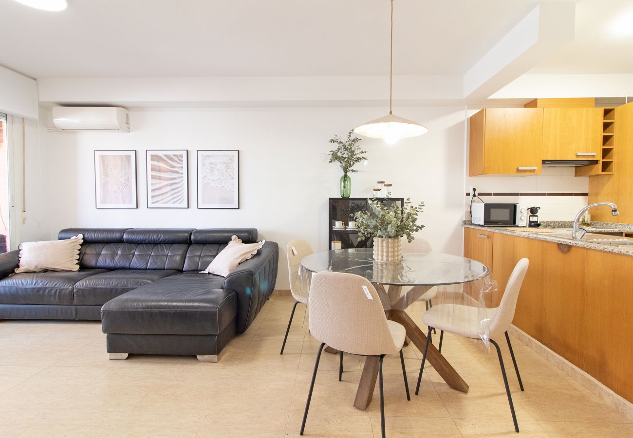 Apartamento en Canet d´en berenguer - Global Properties: Apartamento con piscina y terraza en la playa de Canet Apartamento en Canet d´en berenguer - Global Properties: Apartamento con piscina y terraza en la playa de Canet