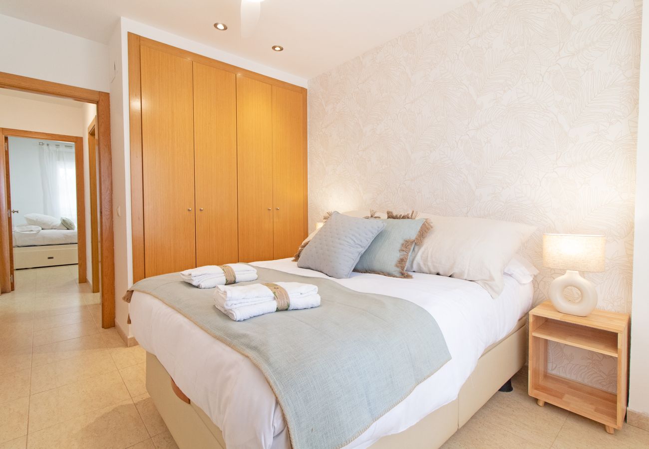 Apartamento en Canet d´en berenguer - Global Properties: Apartamento con piscina y terraza en la playa de Canet Apartamento en Canet d´en berenguer - Global Properties: Apartamento con piscina y terraza en la playa de Canet