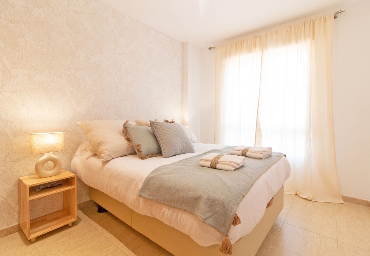 Apartamento en Canet d´en berenguer - Global Properties: Apartamento con piscina y terraza en la playa de Canet Apartamento en Canet d´en berenguer - Global Properties: Apartamento con piscina y terraza en la playa de Canet