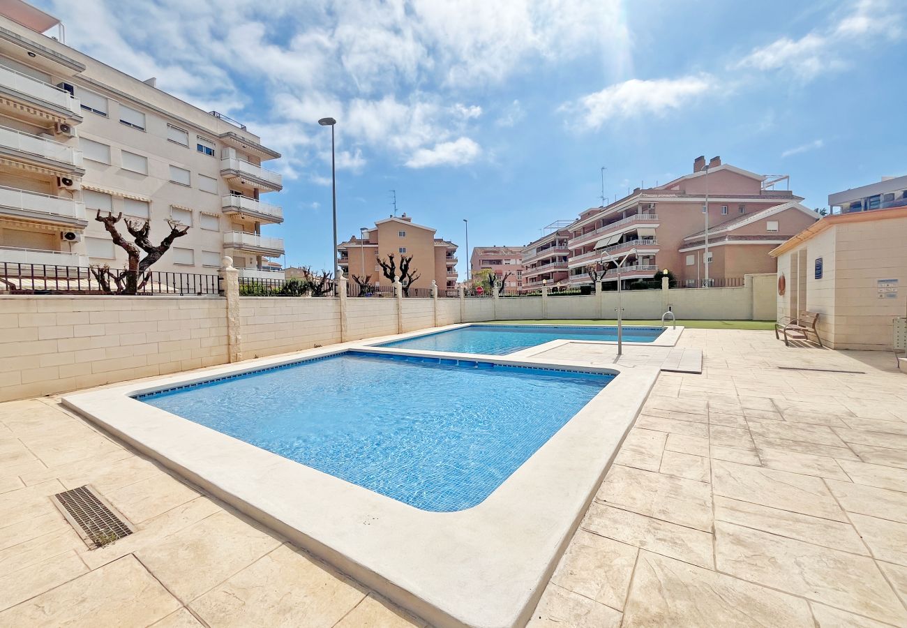 Apartamento en Canet d´en berenguer - Global Properties: Apartamento con piscina y terraza en la playa de Canet Apartamento en Canet d´en berenguer - Global Properties: Apartamento con piscina y terraza en la playa de Canet