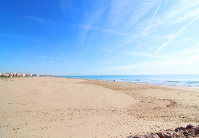Apartamento en Puerto de Sagunto - Global Properties: Apartamento con terraza en la playa de Puerto Sagunto Apartamento en Puerto de Sagunto - Global Properties: Apartamento con terraza en la playa de Puerto Sagunto
