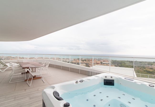 Apartamento en Canet d´en berenguer - Global Properties: Nuevo apartamento con piscina privada y terraza con vistas al mar.