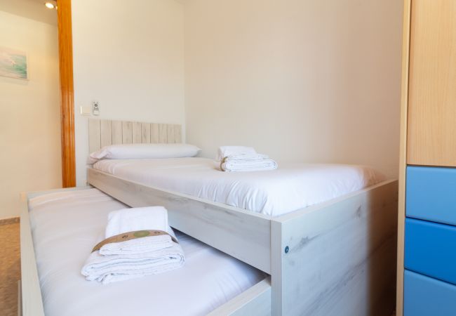 Apartamento en Canet d´en berenguer - Global Properties: Apartamento de 3 habitaciones en urbanización cerca del mar Apartamento en Canet d´en berenguer - Global Properties: Apartamento de 3 habitaciones en urbanización cerca del mar