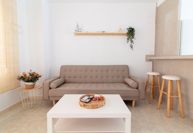  en Moncofar - Global Properties: Vivienda con 3 habitaciones y terraza en Moncofar