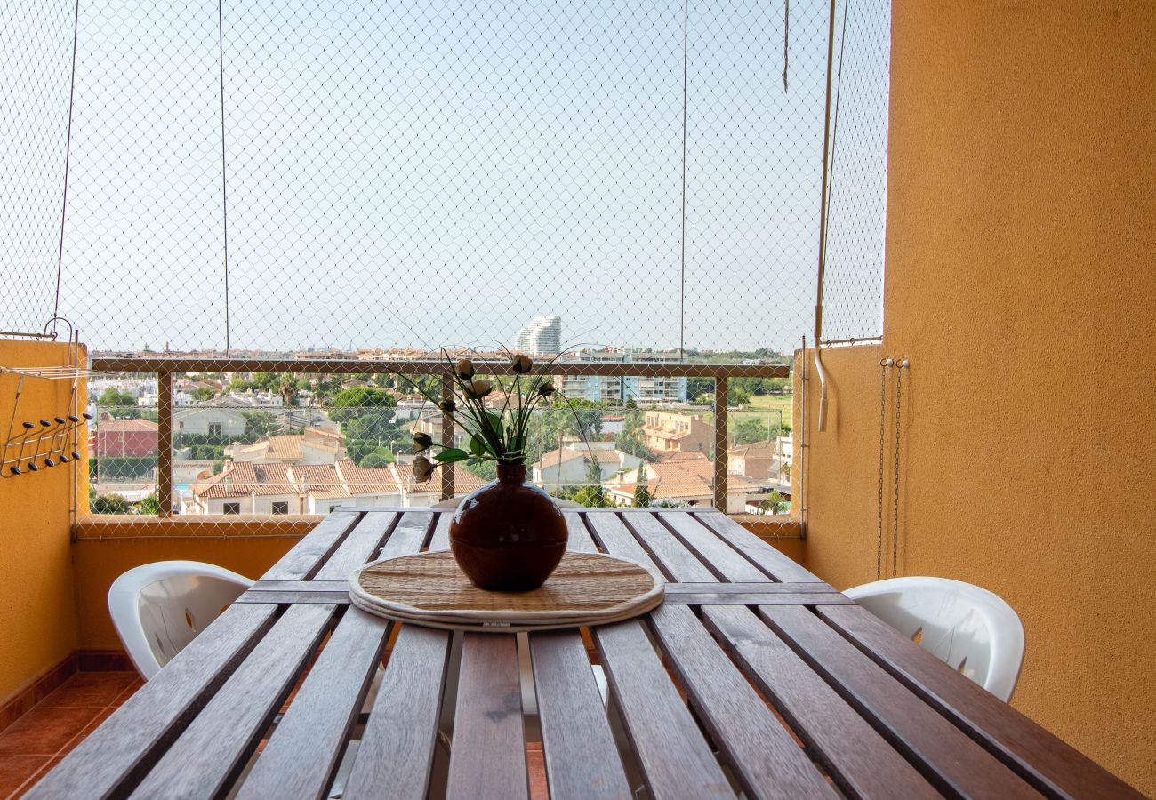 Apartamento en Canet d´en berenguer - Global Properties: Apartamento de una habitación en urbanización con piscina