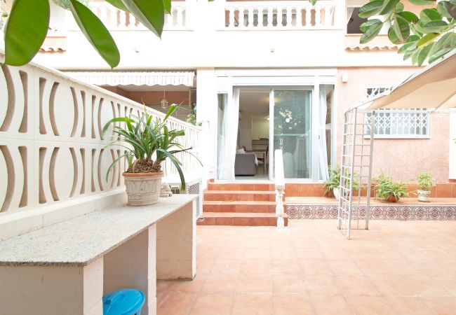  in Canet d´en berenguer - Global Properties: 2 bedroom apartment in Canet d'en Berenguer