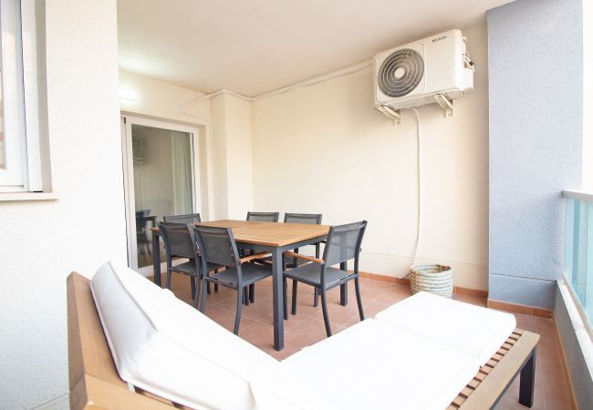  in Canet d´en berenguer - Global Properties: Apartment on the beach in Canet d'en Berenguer