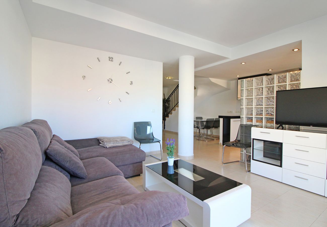 Apartment in Canet d´en berenguer - Global Properties: Impresionante ático para 8 personas en Canet d'en Berenguer