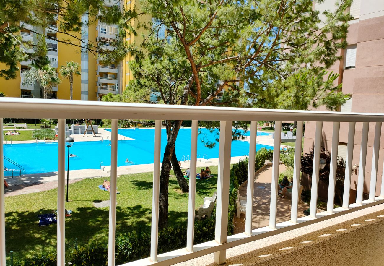 Apartment in Canet d´en berenguer - Global Properties: Apartment with pool in Residencial Brezo