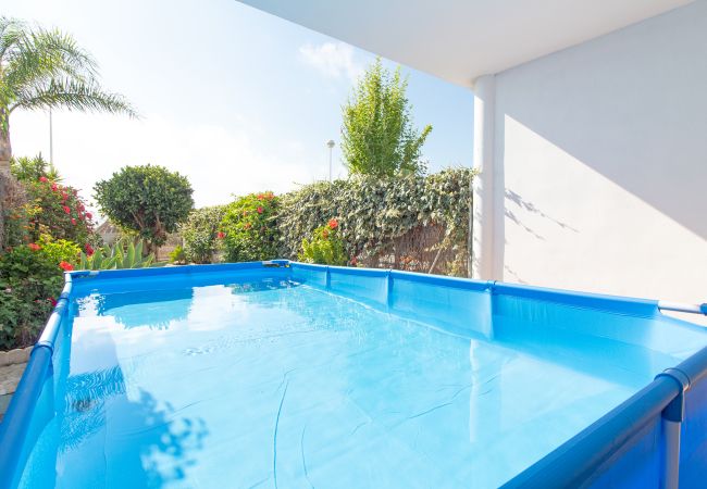 Bungalow/Linked villa in Sagunto - Global Properties: Front line beach townhouse with sea views