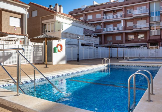 Apartment in Canet d´en berenguer - Global Vacacional: Apartment with large terrace in Puerto de Sagunto