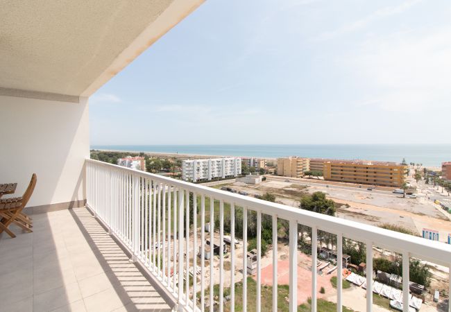  in Canet d´en berenguer - Global Properties: Apartment with terrace and sea views