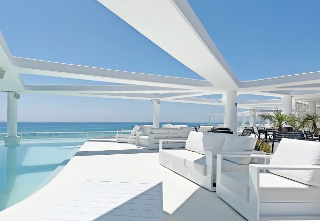 Apartment in Canet d´en berenguer - Global Properties: Modern flat with large terrace and sea views