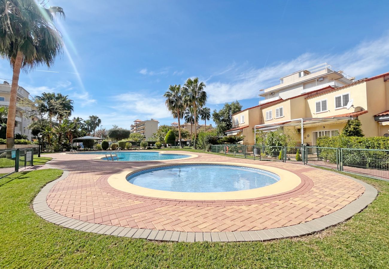 Apartment in Canet d´en berenguer - Global Properties: Practical flat in Canet Beach