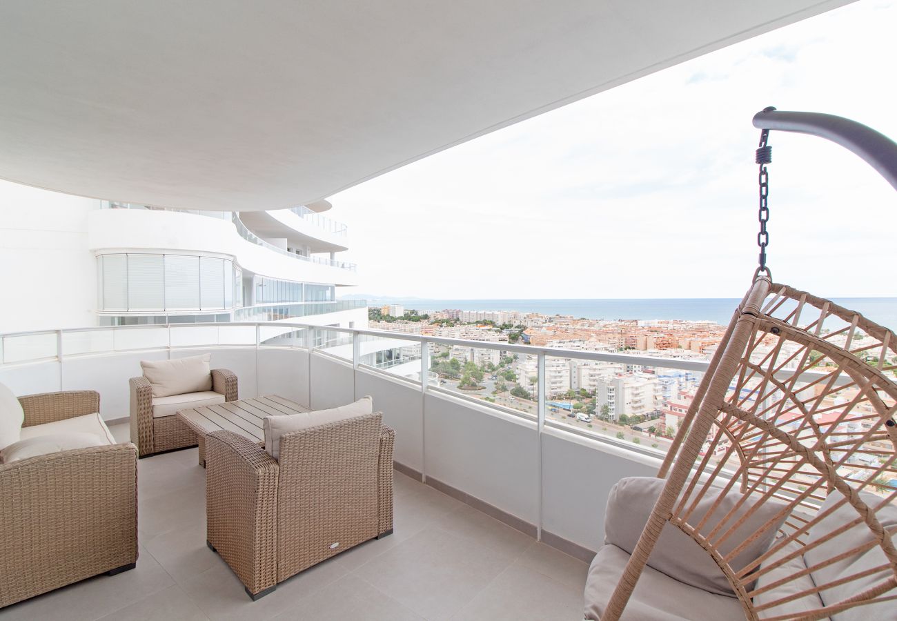 Apartment in Canet d´en berenguer - Global Properties: Apartment with sea views, 2 terraces and swimming pool in Canet d'en Berenguer