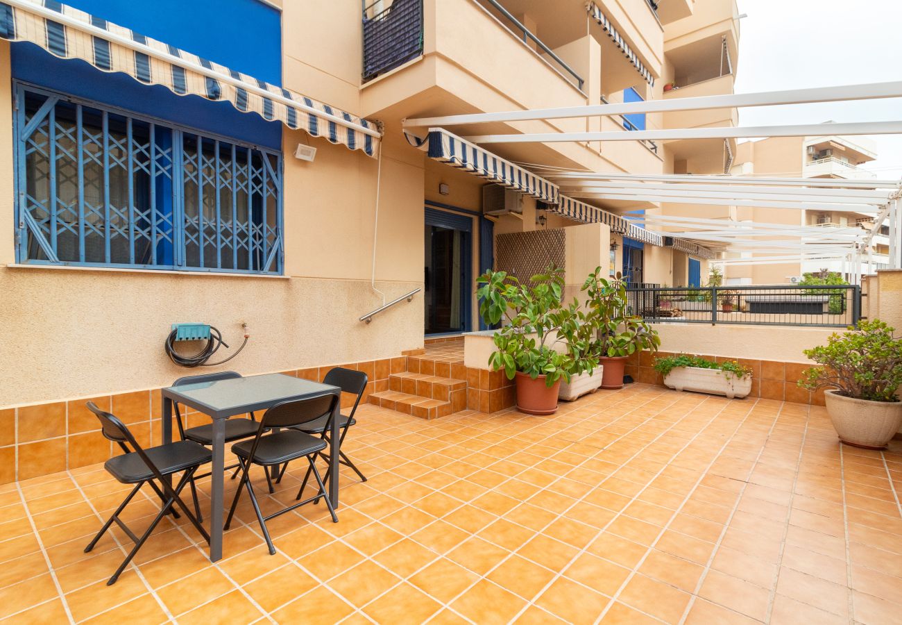 Apartment in Canet d´en berenguer - Global Properties: Ground floor apartment in Canet d'en Berenguer