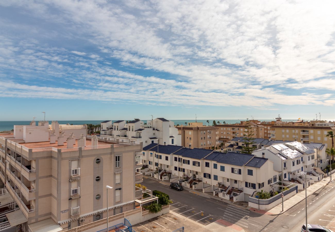 Apartment in Canet d´en berenguer - Global Properties:  Penthouse on Canet beach with large terrace